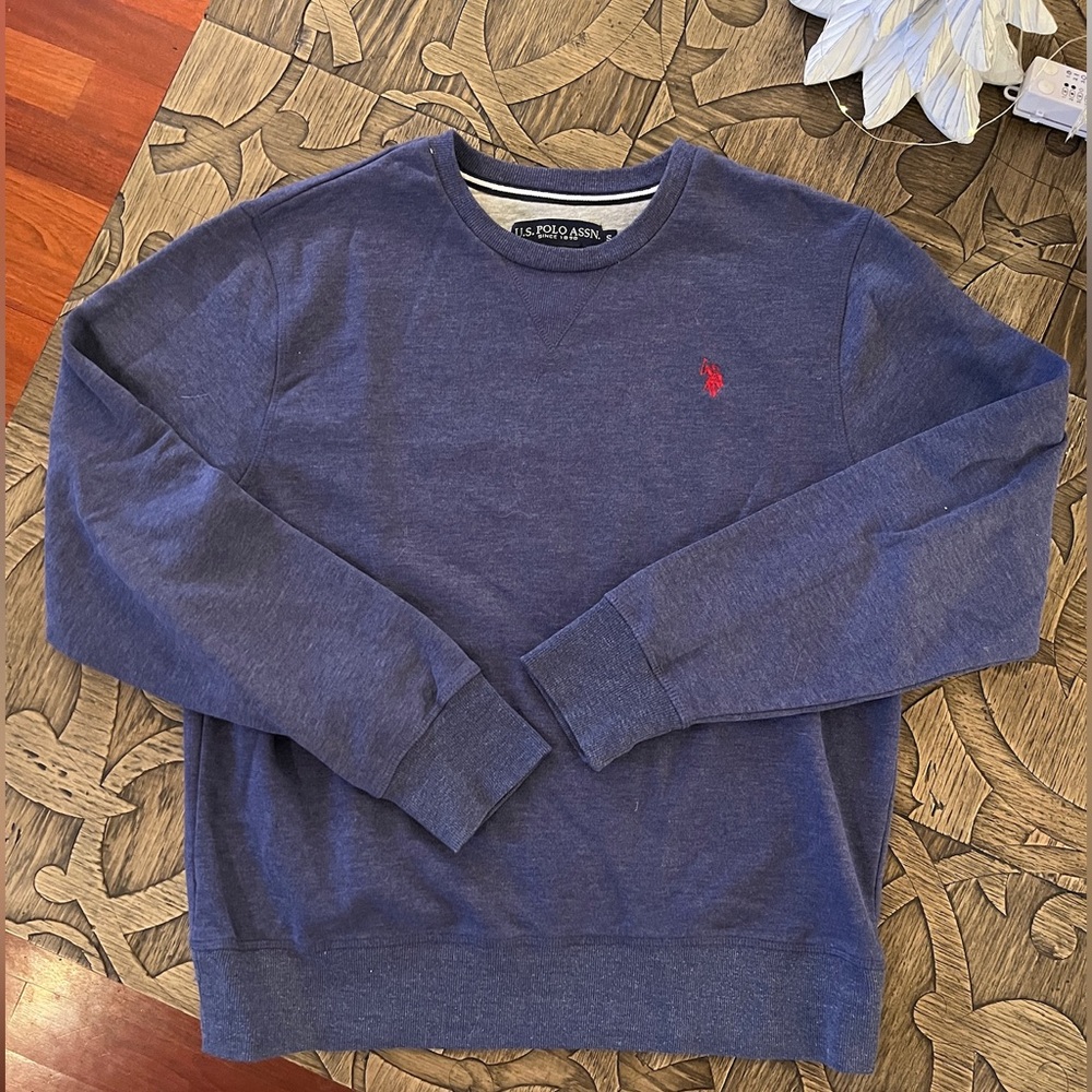 Polo Association men's sweatshirt size small fits
